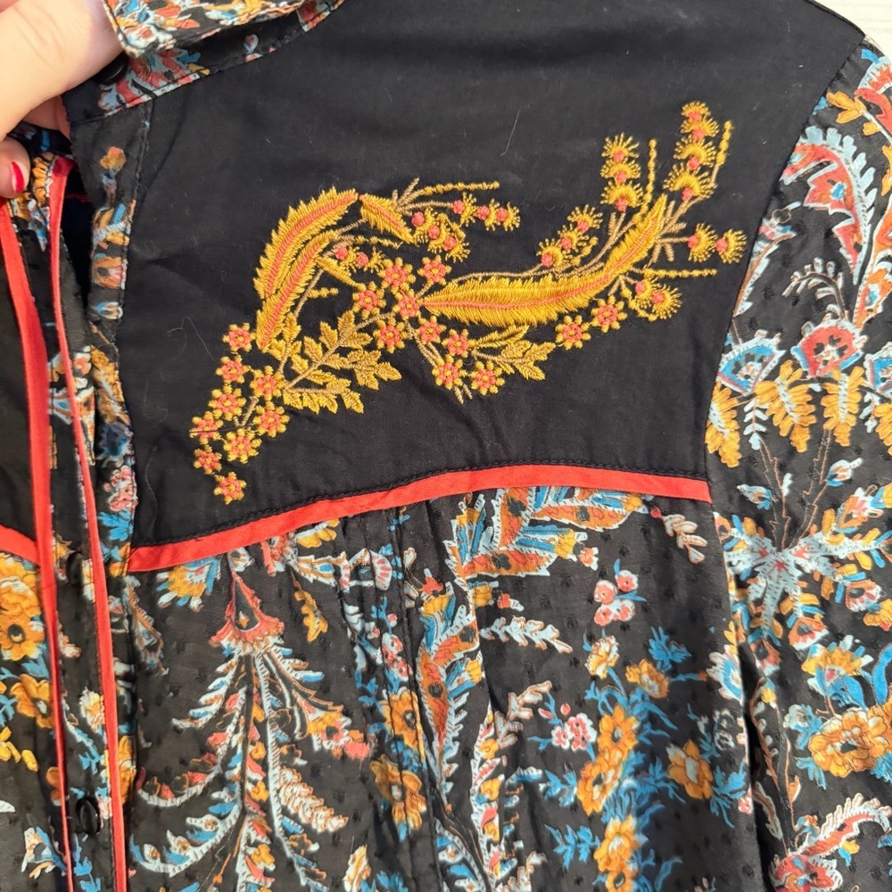Holding Horses Anthropologie Floral Shirt Dress | Size 2 | Western Embroidered - Picture 5 of 7
